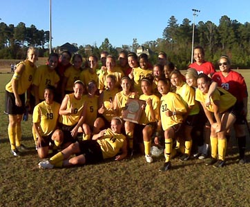 Women's Soccer Advances to National Tournament
