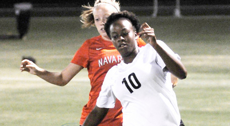 Women's Soccer Drops Match to Navarro