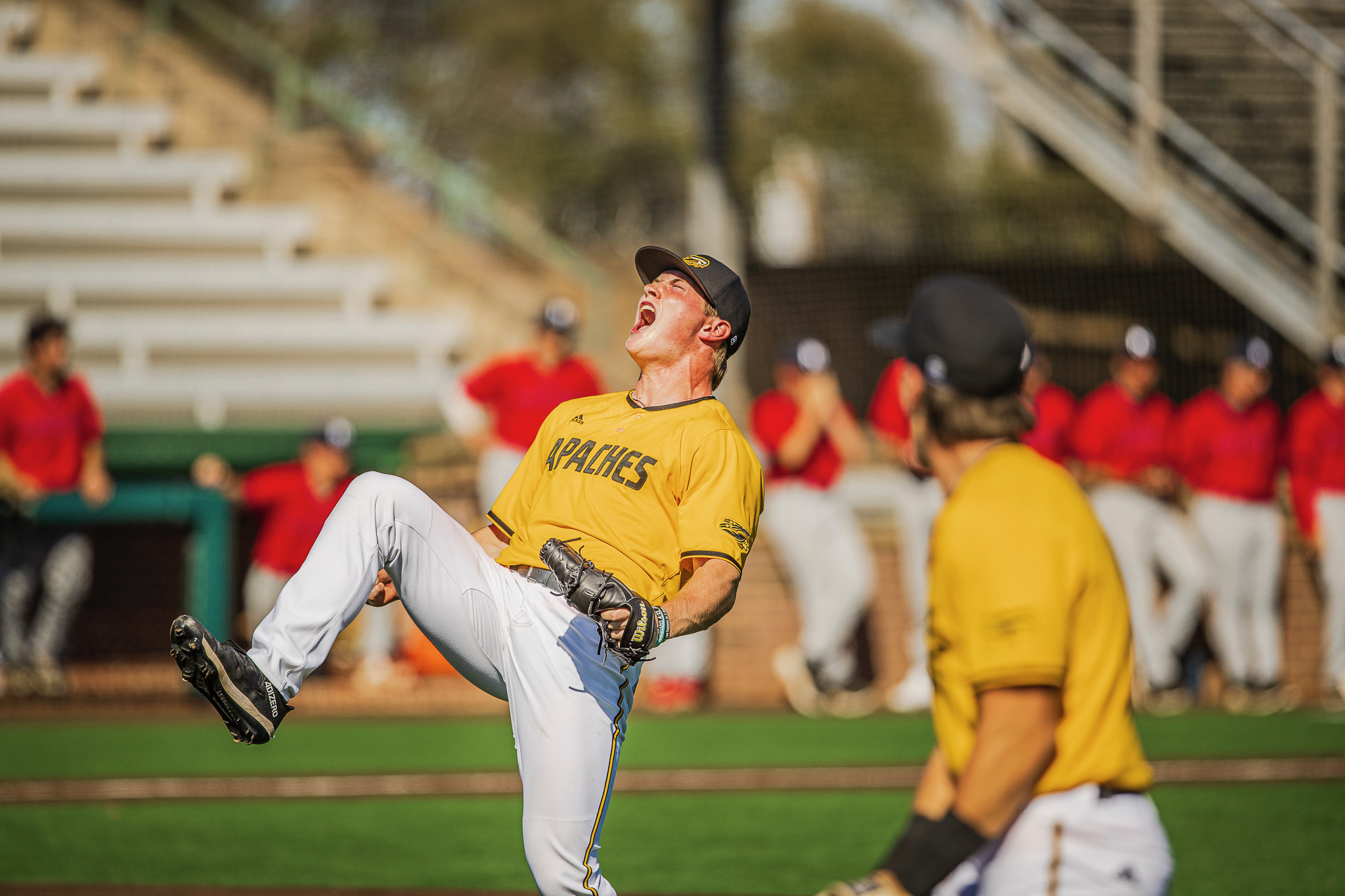 Apaches Split Doubleheader Against Northeast Texas