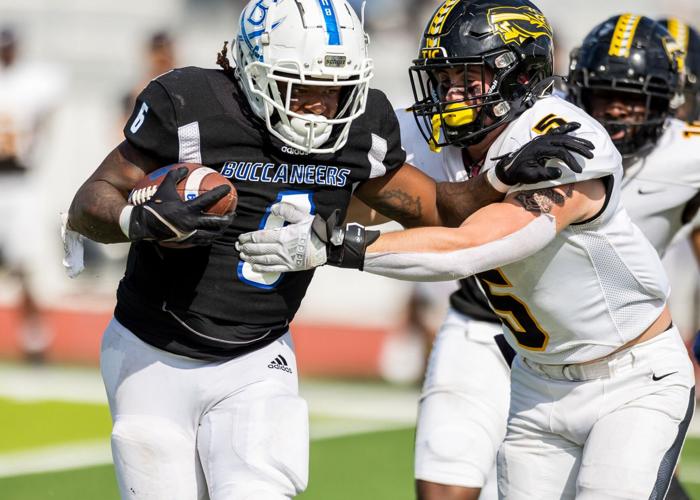 TJC Sack Exchange: Defense helps power TJC by Blinn