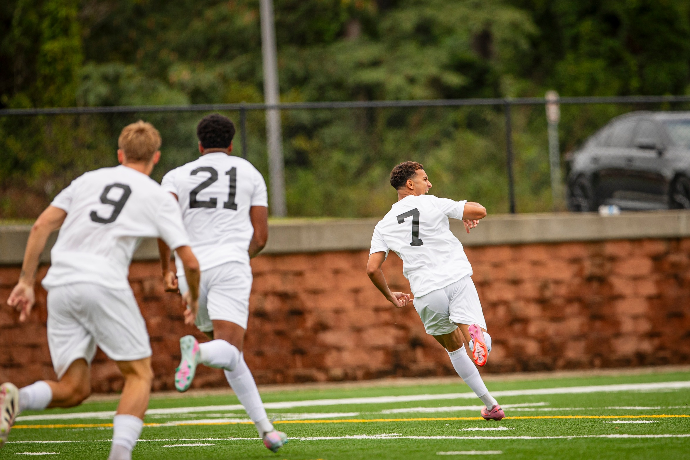 Apaches Top Angelina, Remain Perfect on the Season