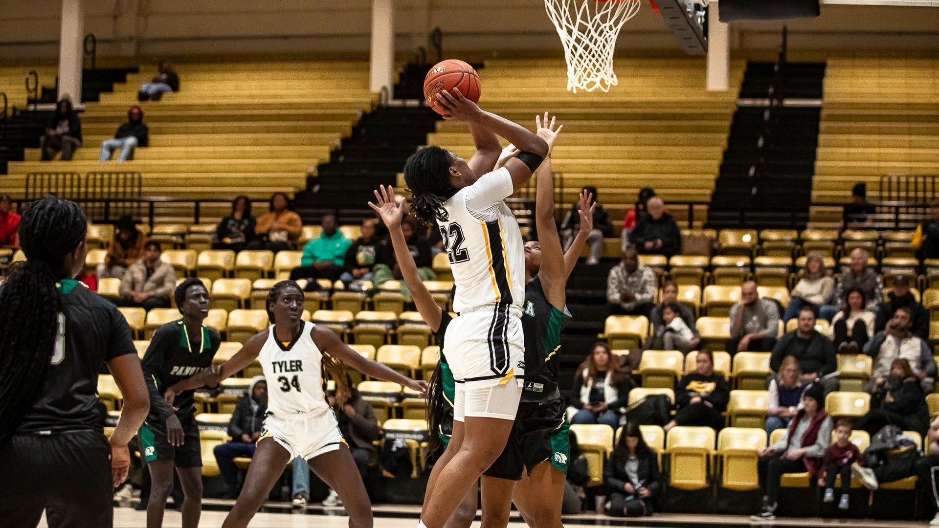 Strong Third Quarter Not Enough as Apaches Lose to Panola